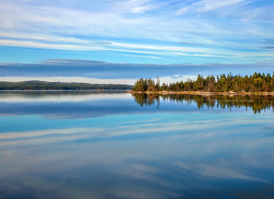 Garry Weiler – Spectacular Sky Reflections – 1st